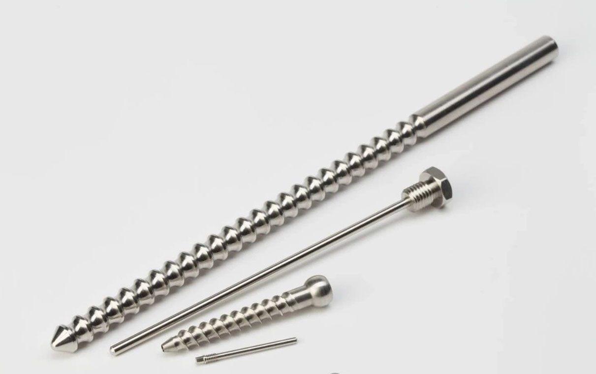 【醫(yī)療革新前沿】精密CNC加工：重塑骨科醫(yī)療，讓每一步行走重獲新生！